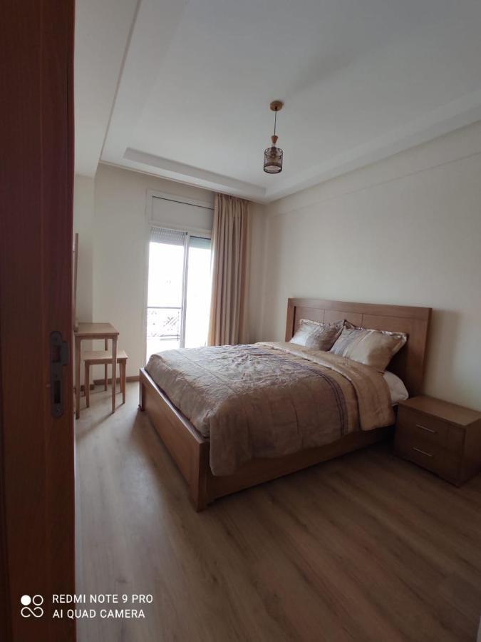 Apartment Place Italie Rabat Bagian luar foto